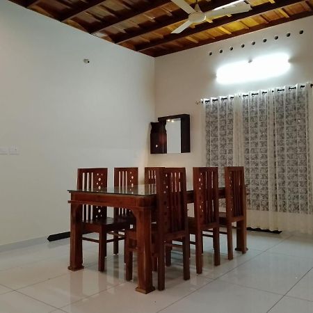 Nallukettu Service Villa Mundrothuruth ภายนอก รูปภาพ